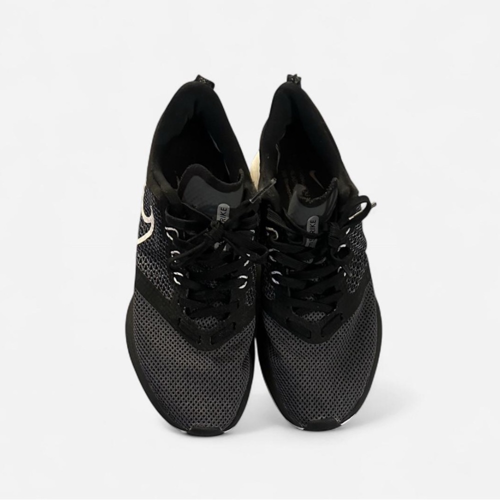 Nike Black and Gray Knit Shoes
